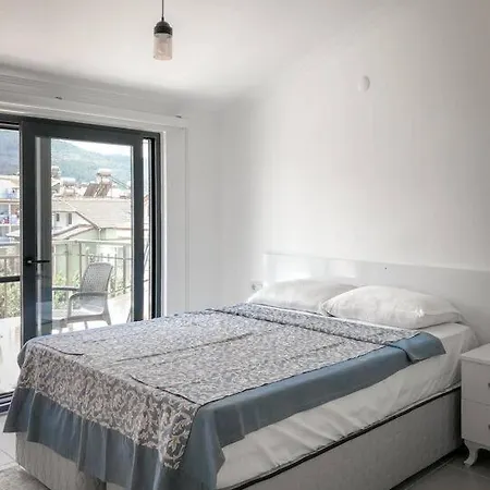 Renovated, Modern Central 2 Br Appartamento *